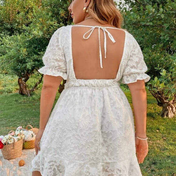 Dress - Picture 2 of 8